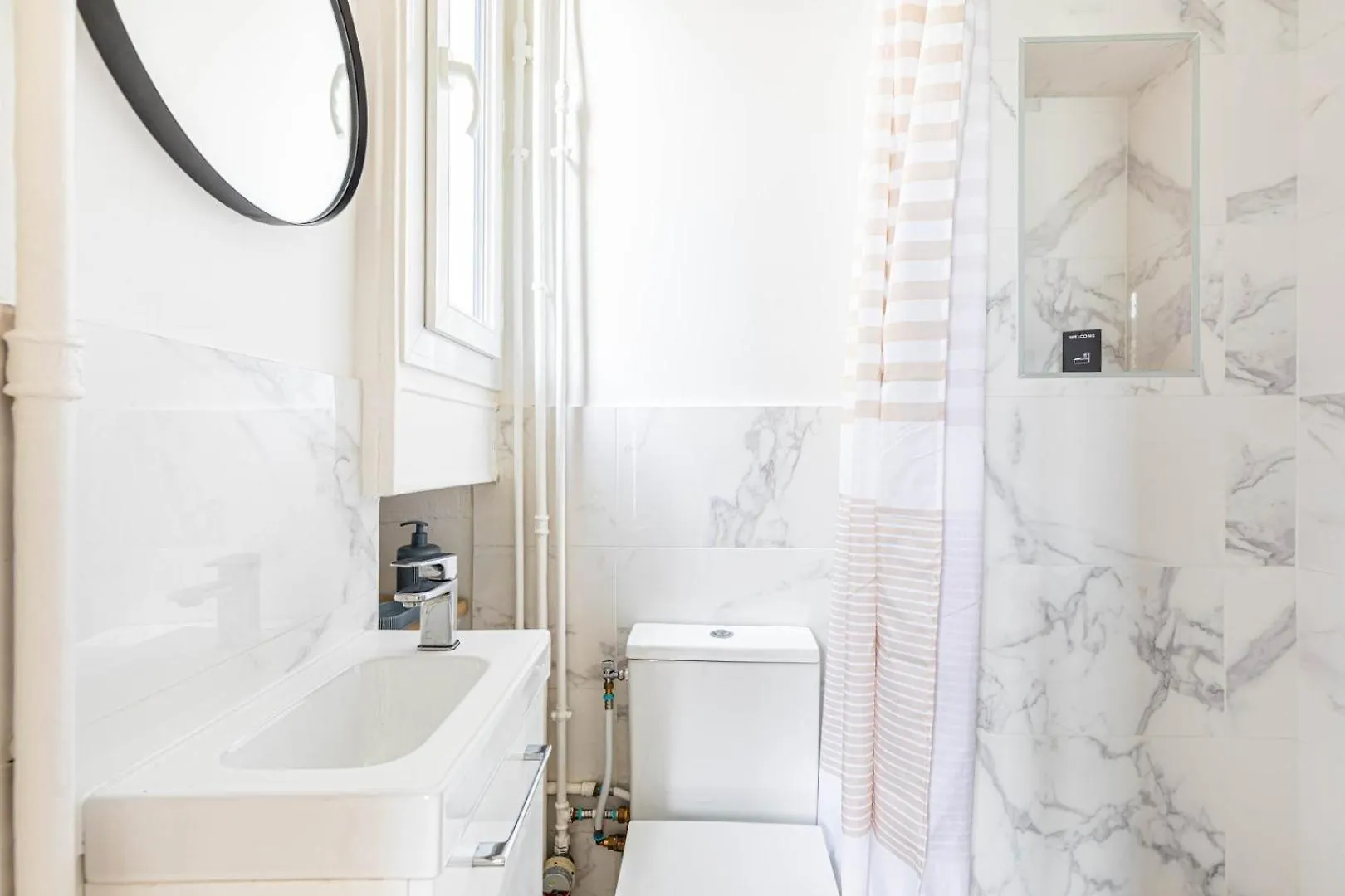 Guestready - Sleek And Comfy Stay Near The Metro Paris Apartment
